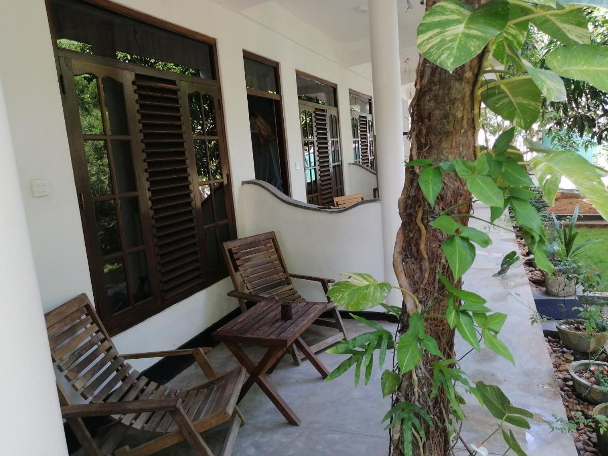 Rainbowswell Beach Resort ウナワトゥナ エクステリア 写真
