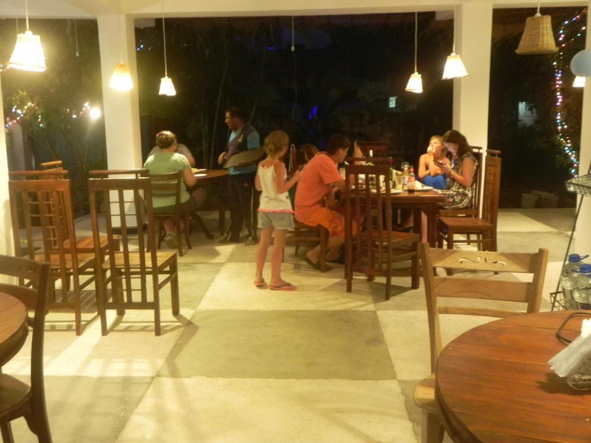 Rainbowswell Beach Resort ウナワトゥナ エクステリア 写真